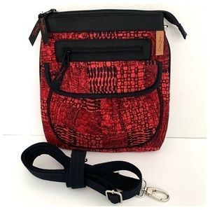 Donna Sharp Chloe Quilted Patchwork design with Removable Adjustable Strap